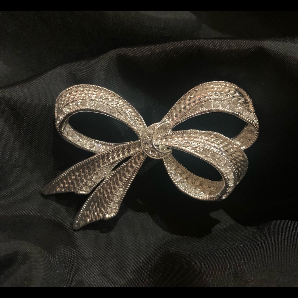 Rhinestone Bow Pin